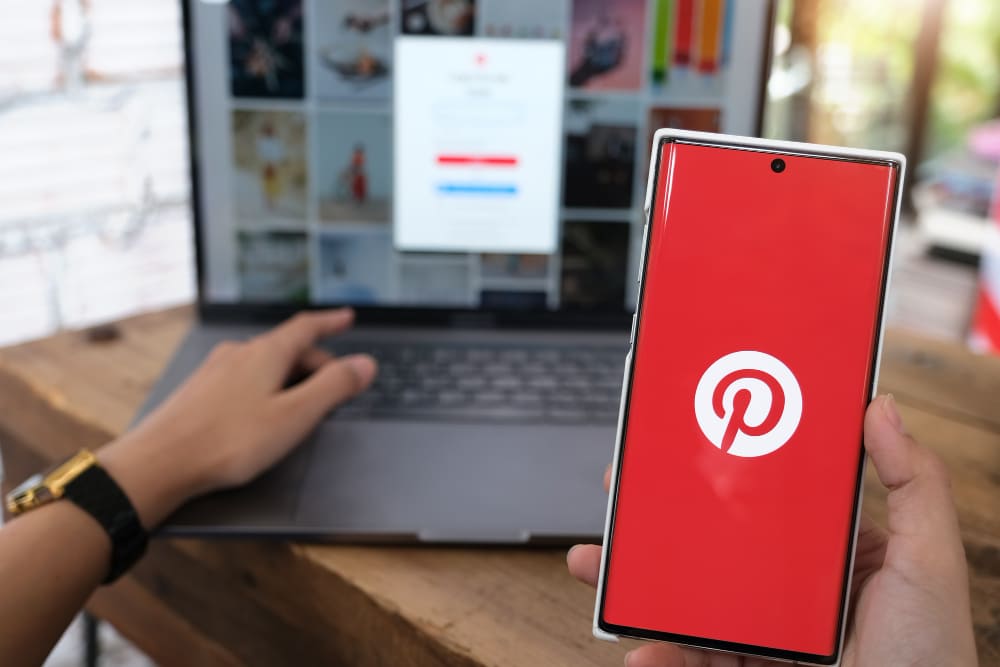 How to Create Pinterest Pins That Convert: A Complete Guide